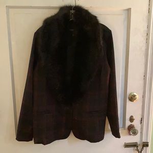 Short Blazer jacket, removable fur collar